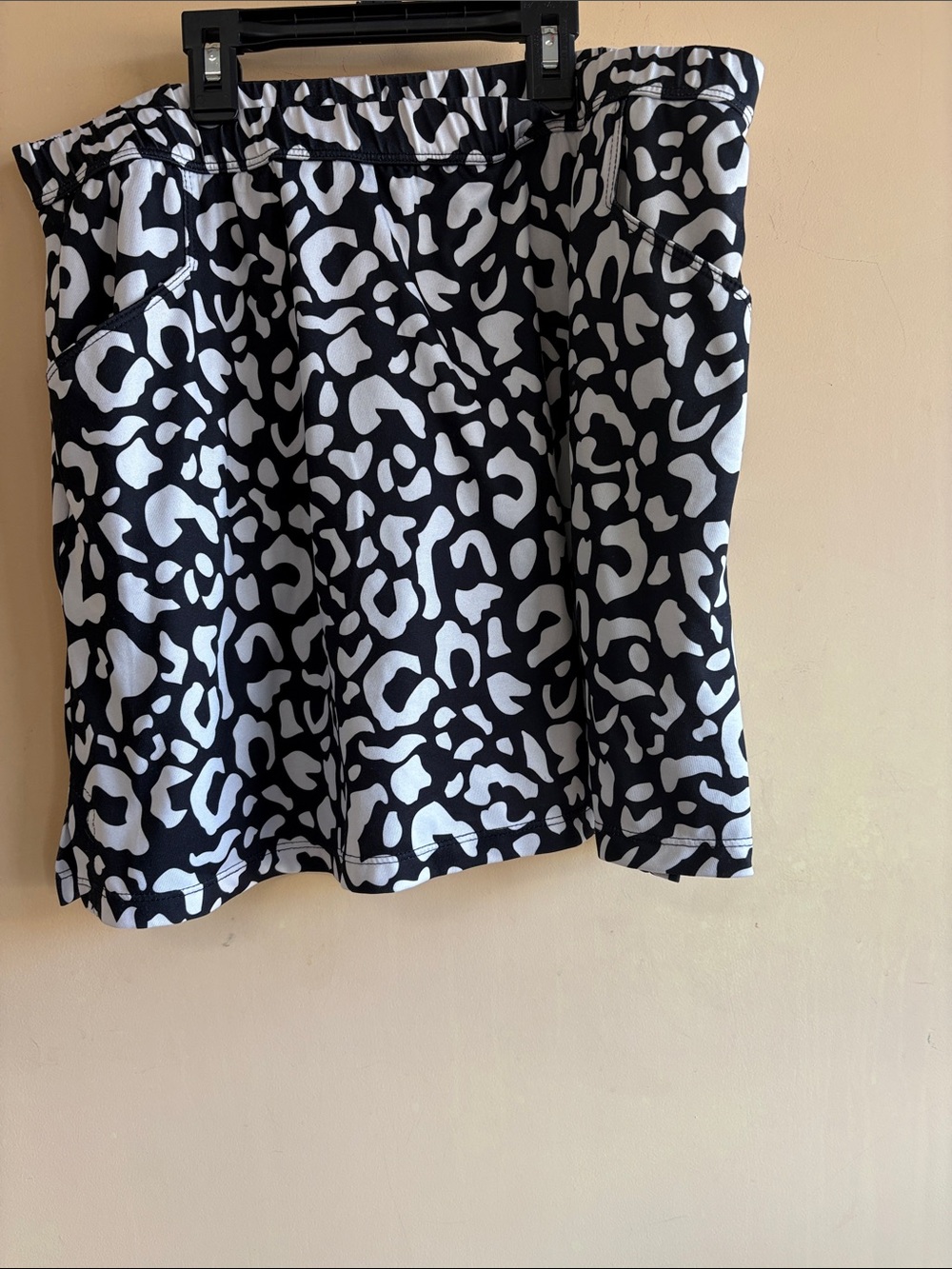 Black & White Animal Print Skirt - Casual Women’s Skirt